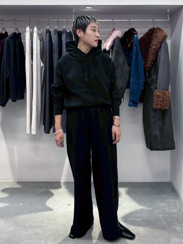 ニットフーディ