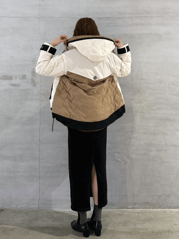 ダウンマウンテンパーカー