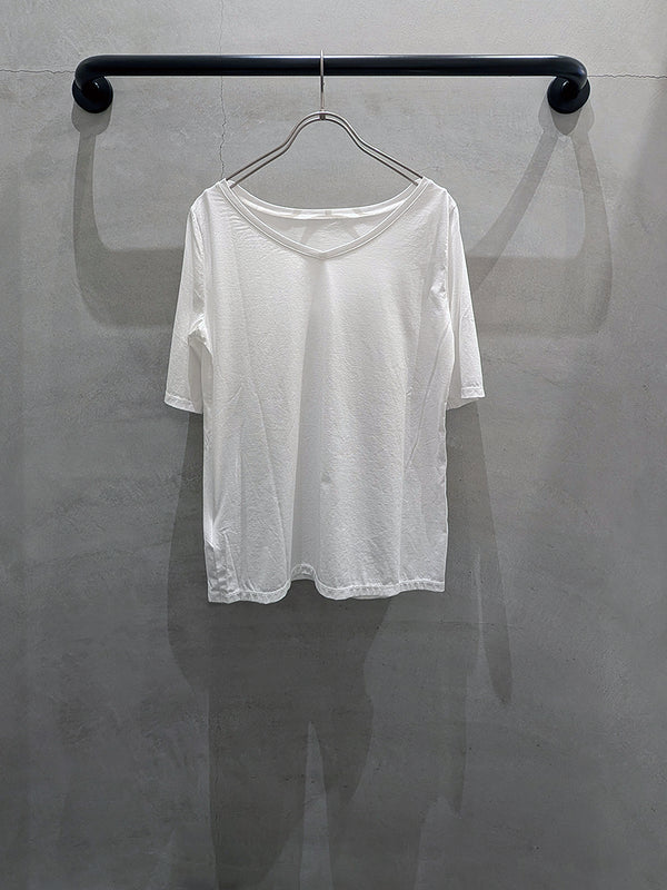back-V tee