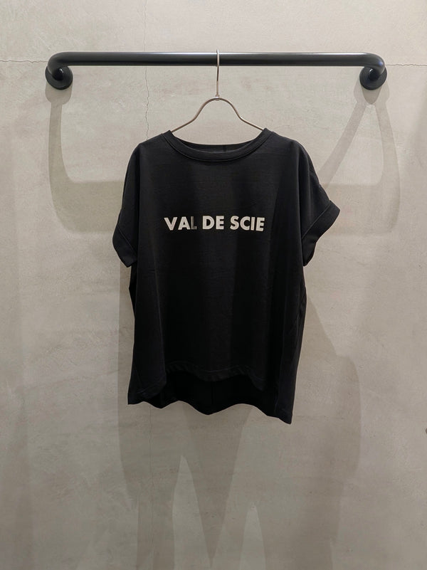 VALDESCIE箔プリントTシャツ