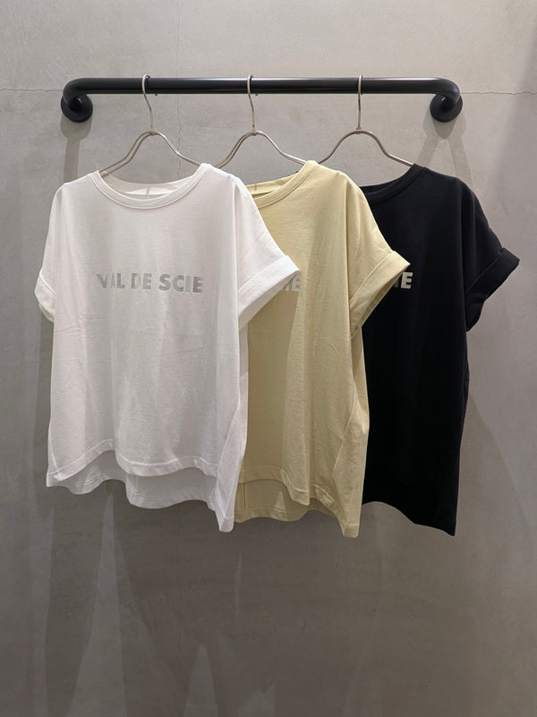 VALDESCIE箔プリントTシャツ