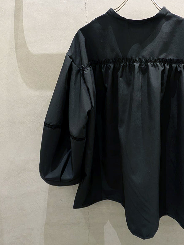 AIRY BLOUSE