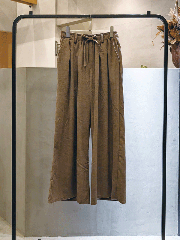 ウールブレンドインプリ2タックワイドパンツ