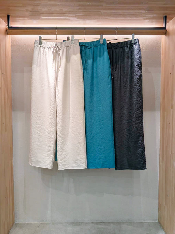 杢調ツイルタンブラーストレートワイドパンツ