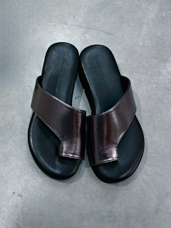 Thong sandals