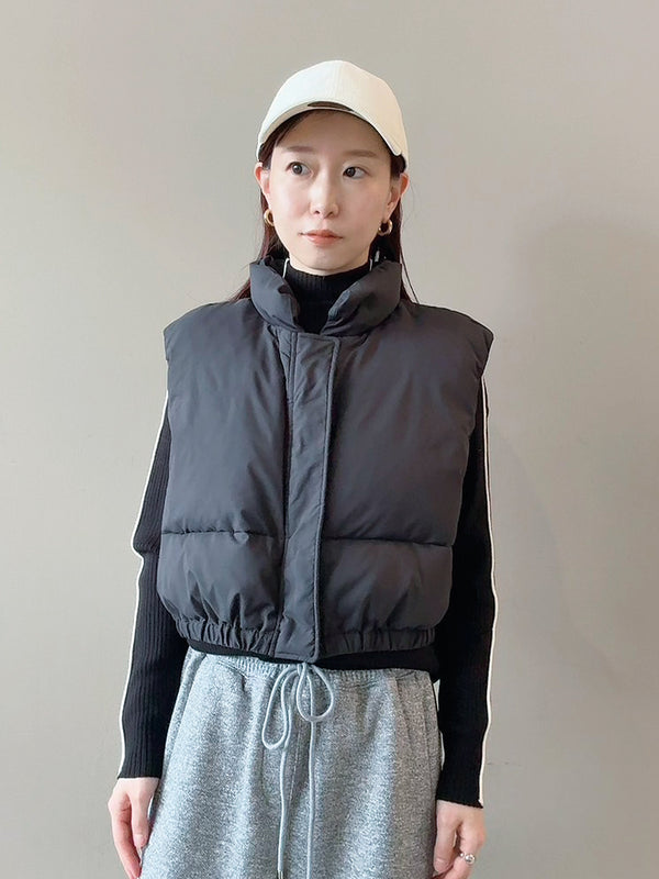 ショートダウンベスト