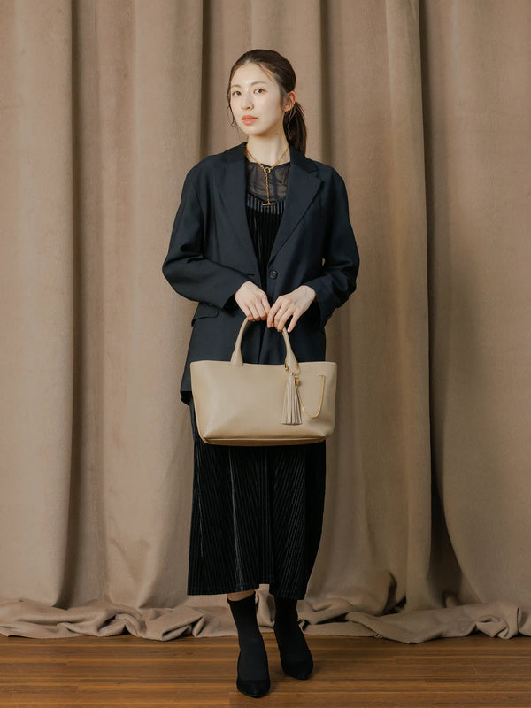 LT CINEMA TOTE M