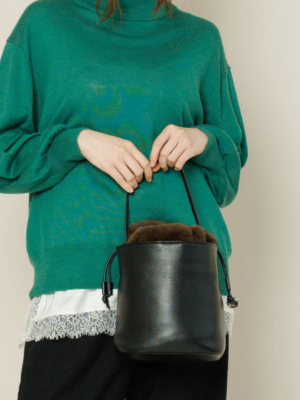 LT NESTED ONESHOULDER