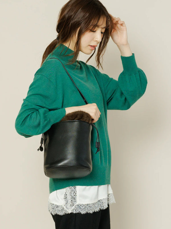 LT NESTED ONESHOULDER