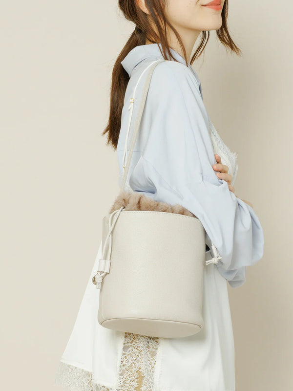 LT NESTED ONESHOULDER