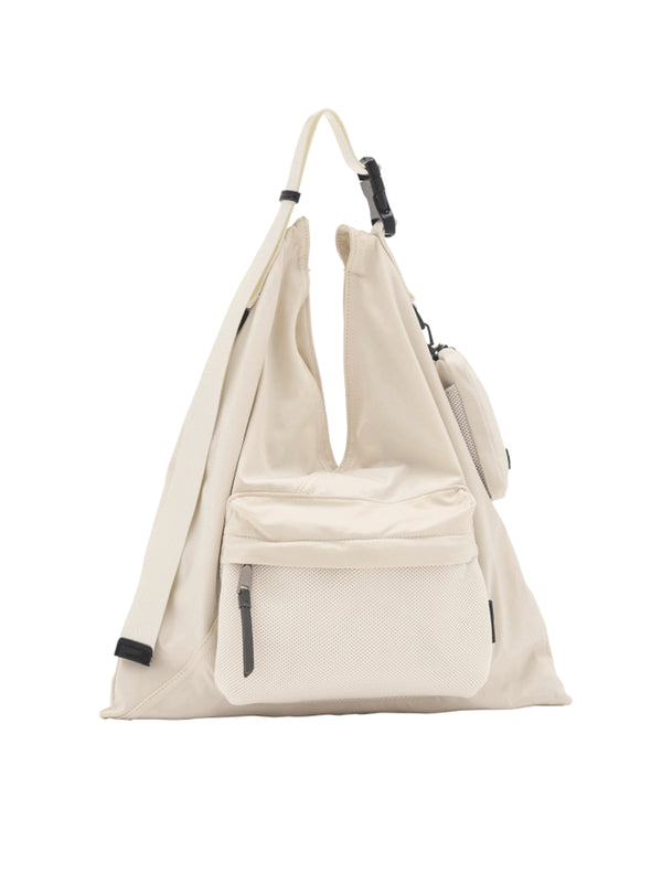 CP TRIANGLE TOTE L