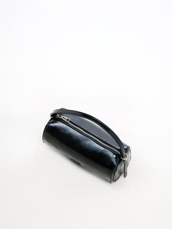 CYLINDER CROSSBODY