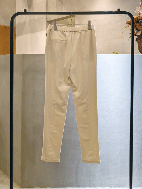 LEO THERMOテーパードパンツ