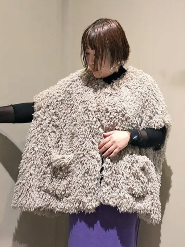 ラメシャギーポンチョ