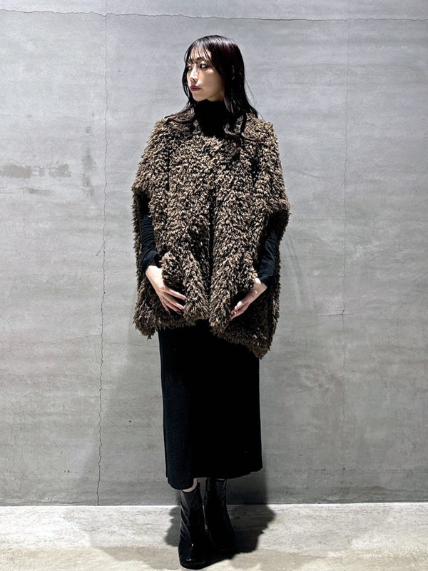 ラメシャギーポンチョ