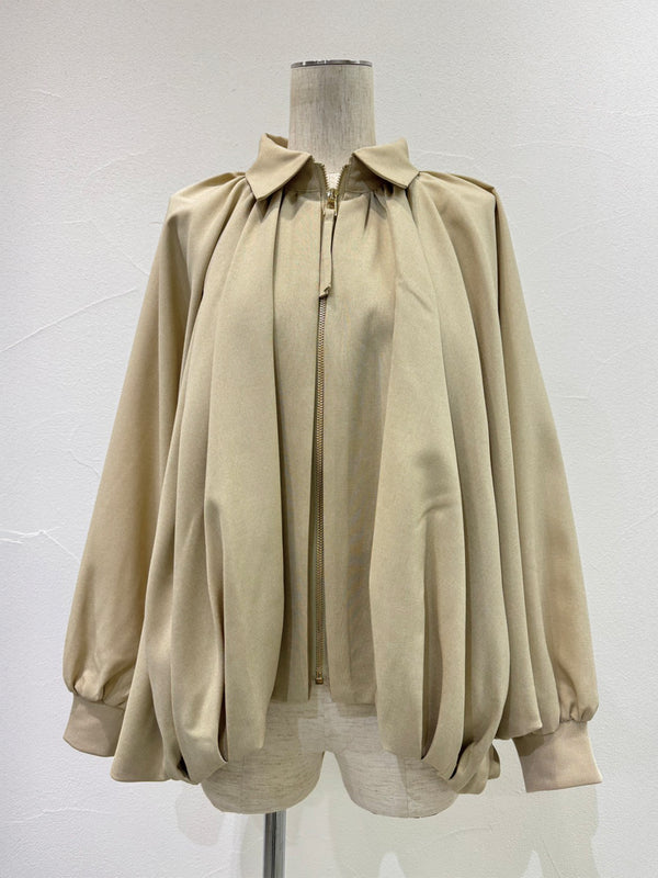 ラウンドギャザードルマンブルゾン