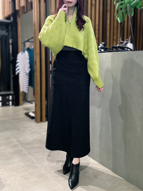 ニットジップカーデ
