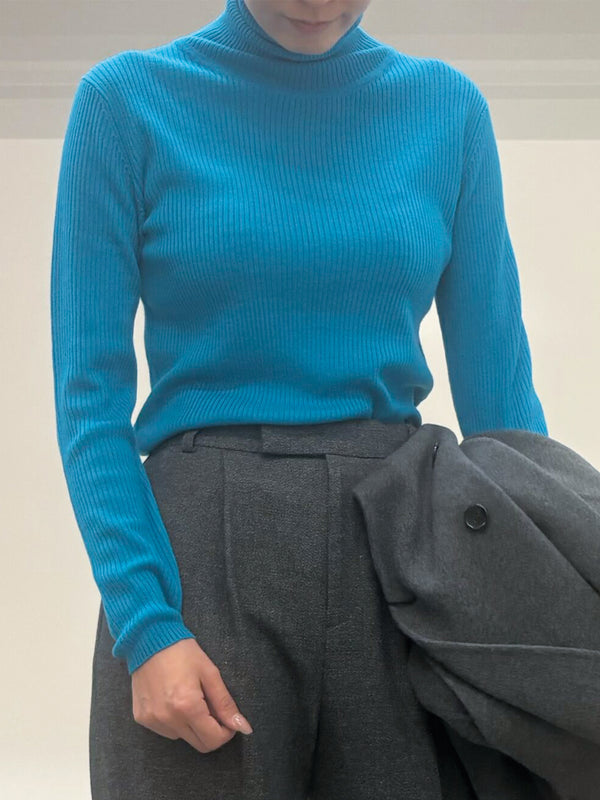 イタリアウールタートルニット