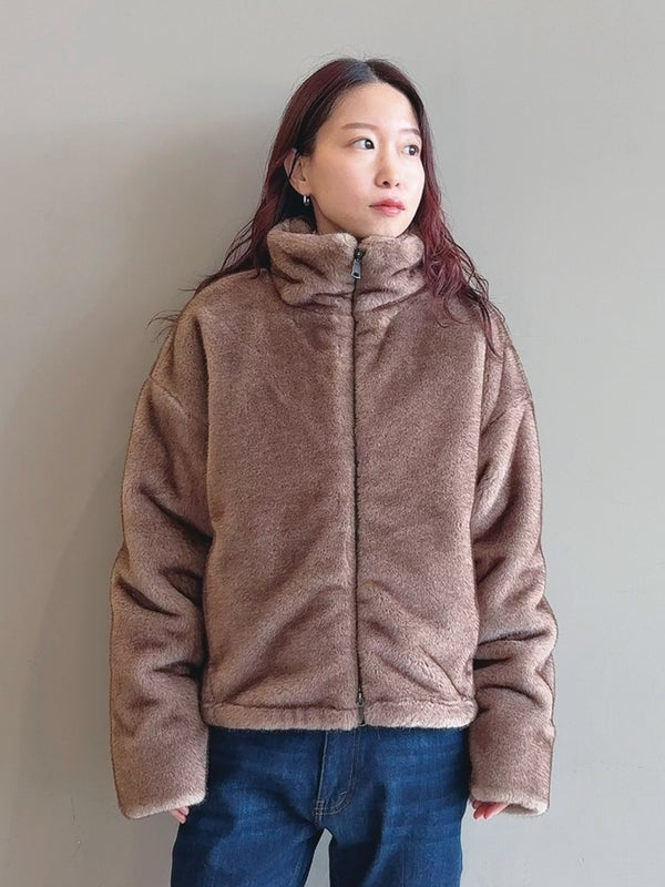 スタンドカラーフェイクファーブルゾン