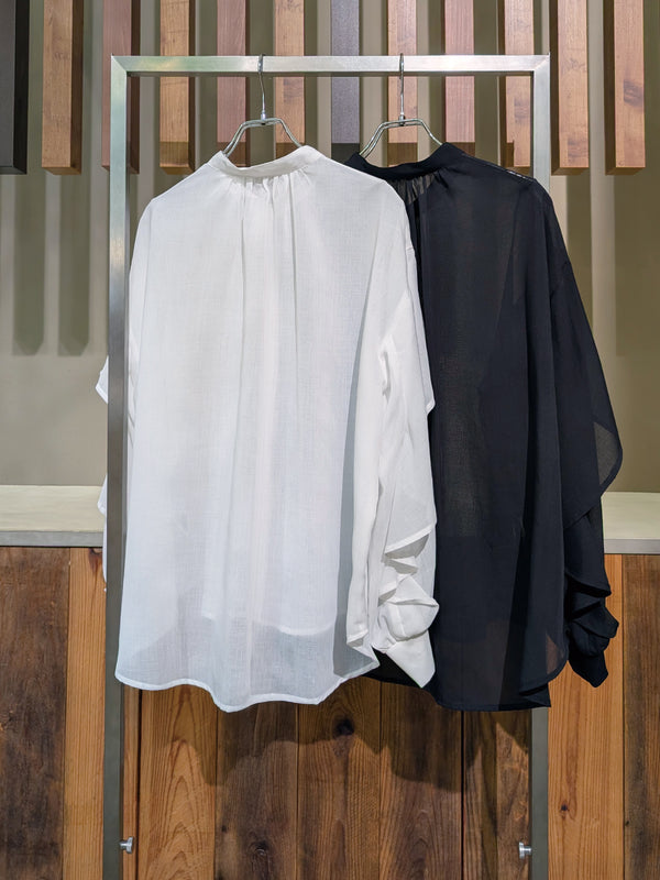 袖フリルシャツ