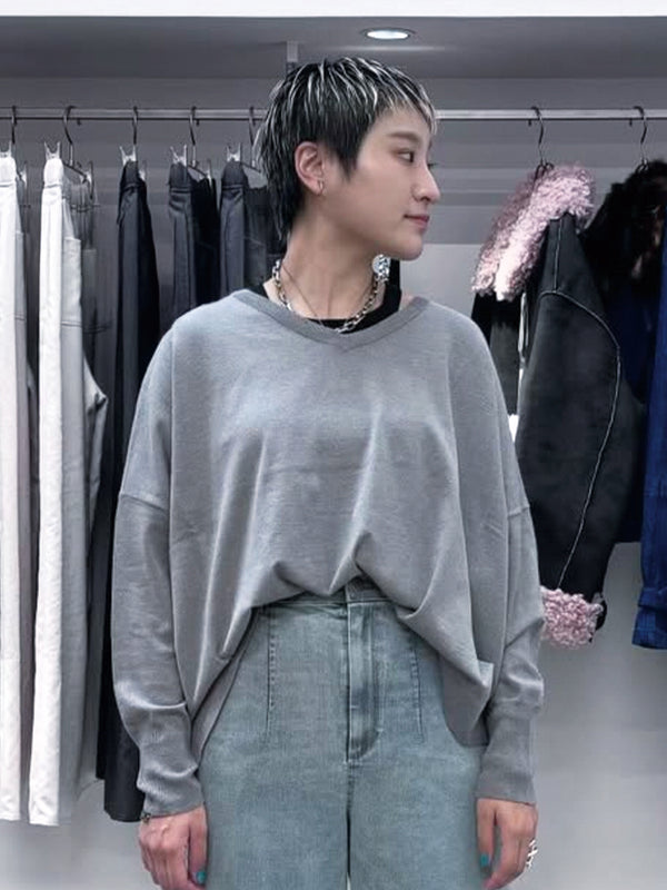 Montrose前後着用ロゴニット