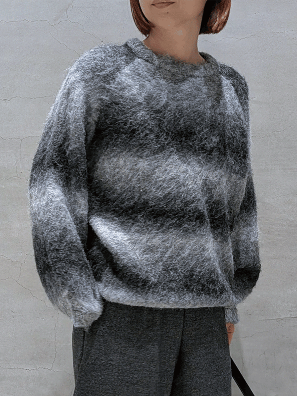 グラデーションボーダーニット