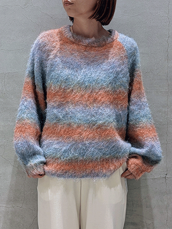 グラデーションボーダーニット