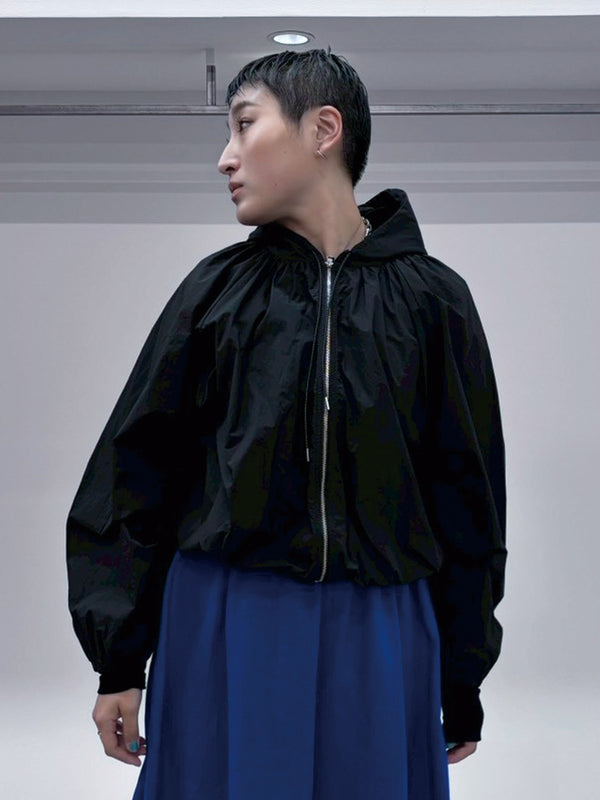 ナイロンパーカー