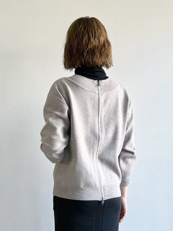 前後着用PORIロゴジップカーデ