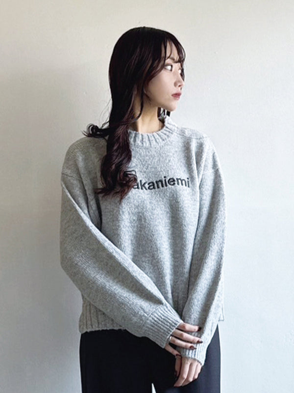 HAKANIEMI刺繍ニット