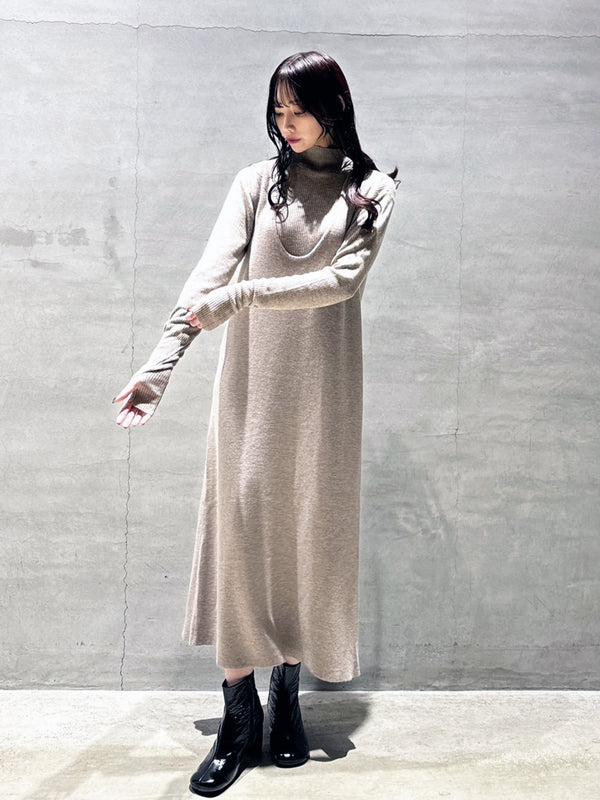 レイヤードニットワンピース
