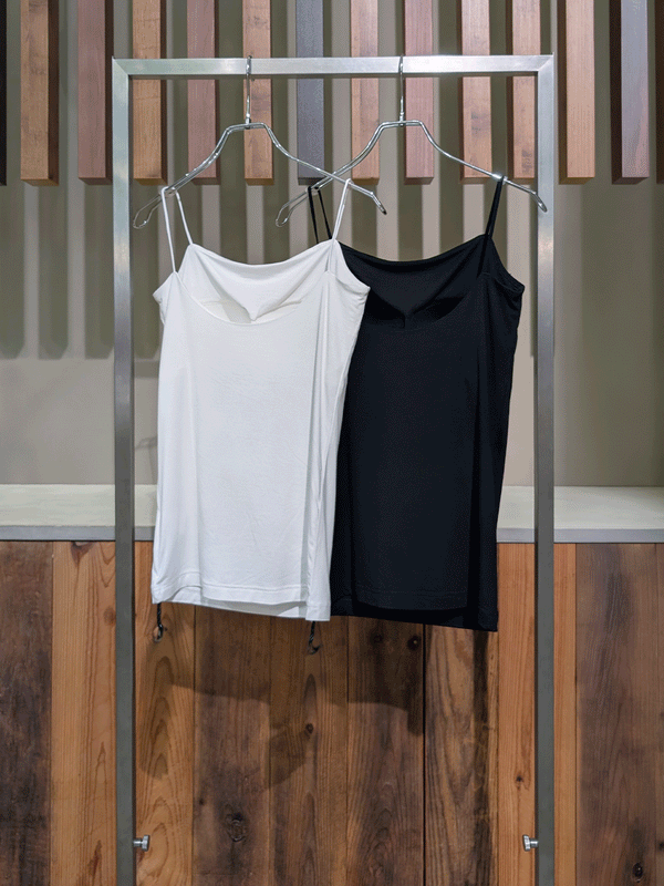 Uバックカップ付きキャミソール