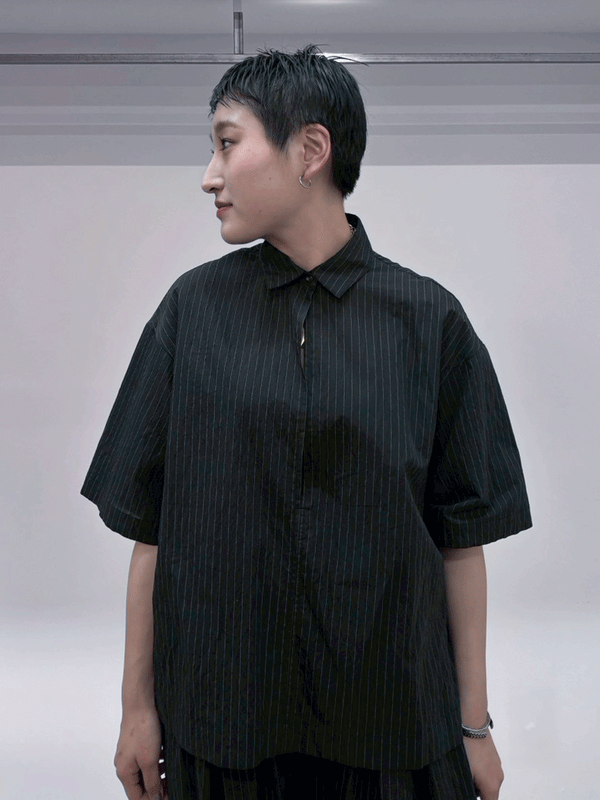 ストライプシャツ