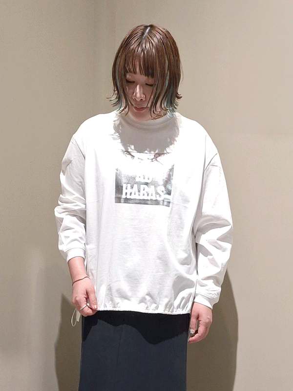 箔プリントカットソー