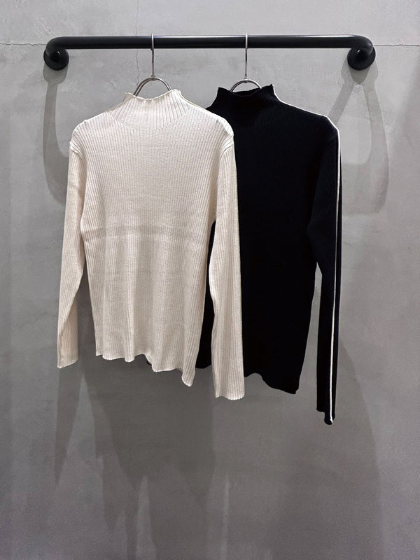 SIDE COLOR LINE KNIT