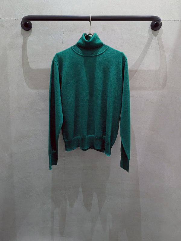 キャッシュウールタートルニット