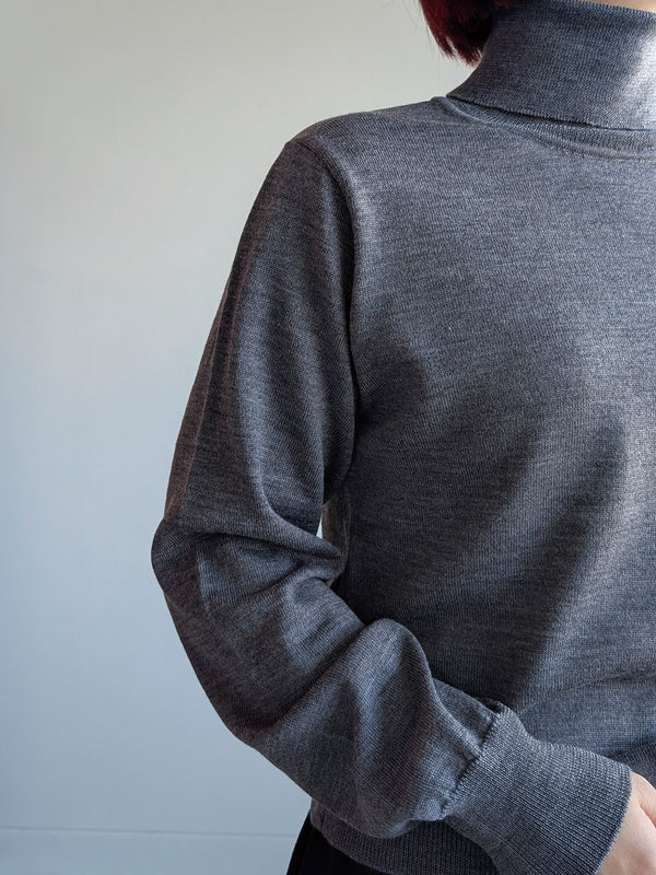 キャッシュウールタートルニット