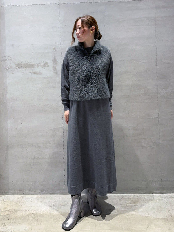 FEATHER YARN VEST CREW NECK OP