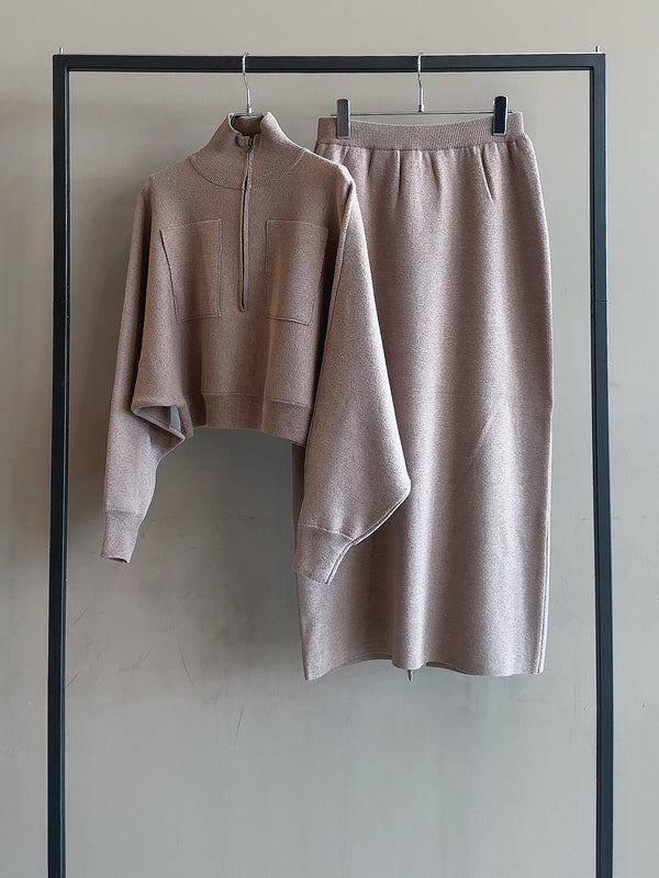 ハーフジップニットセットアップ