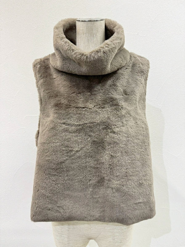 バックオーバーハイネックファーベスト