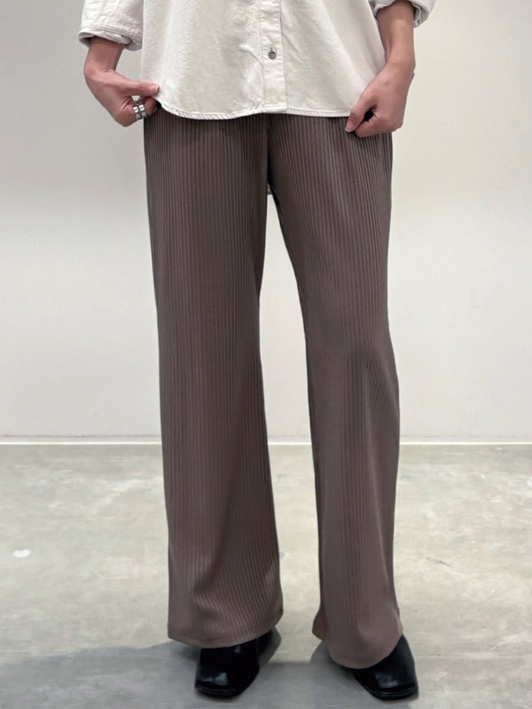 リブフレアパンツ