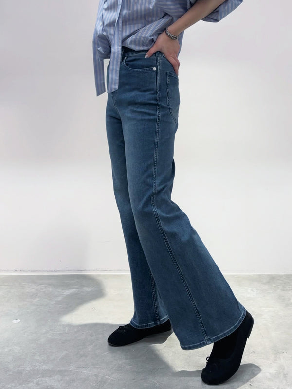 フレアデニム