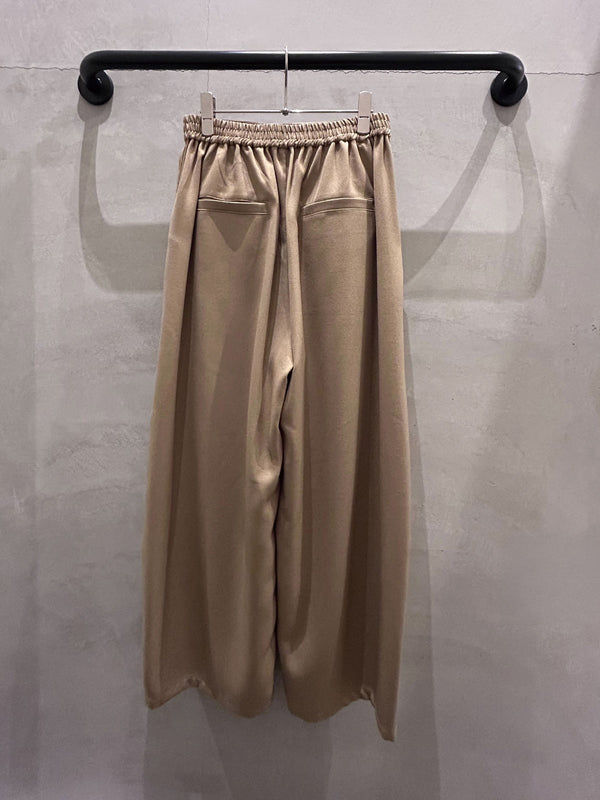COCOON LIKE WOOL PANTS
