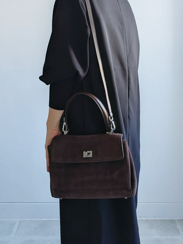 suede twistlock l bag