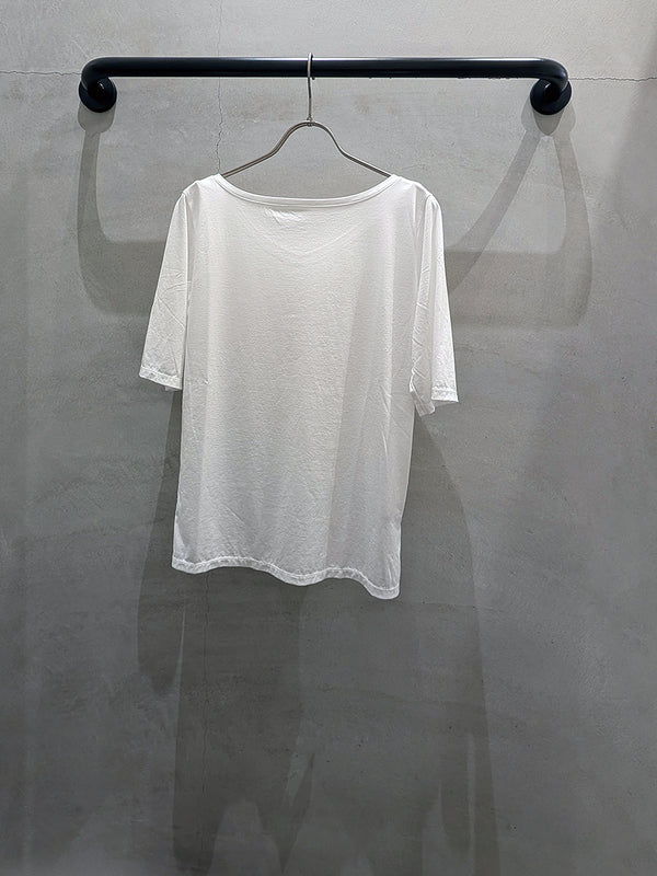 back-V tee