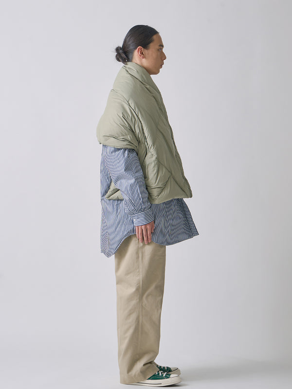 REVERSIBLE DOWN CAPE