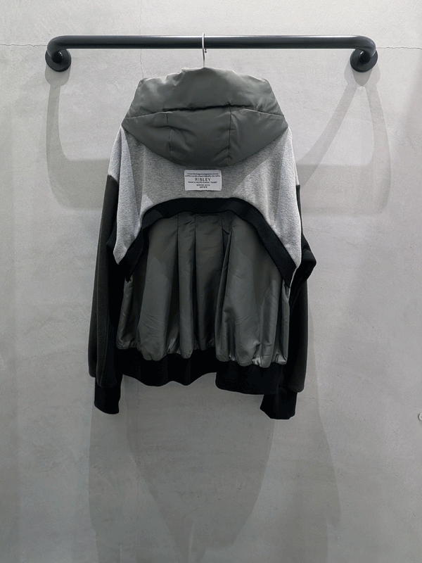 バイカラーボアフーディー