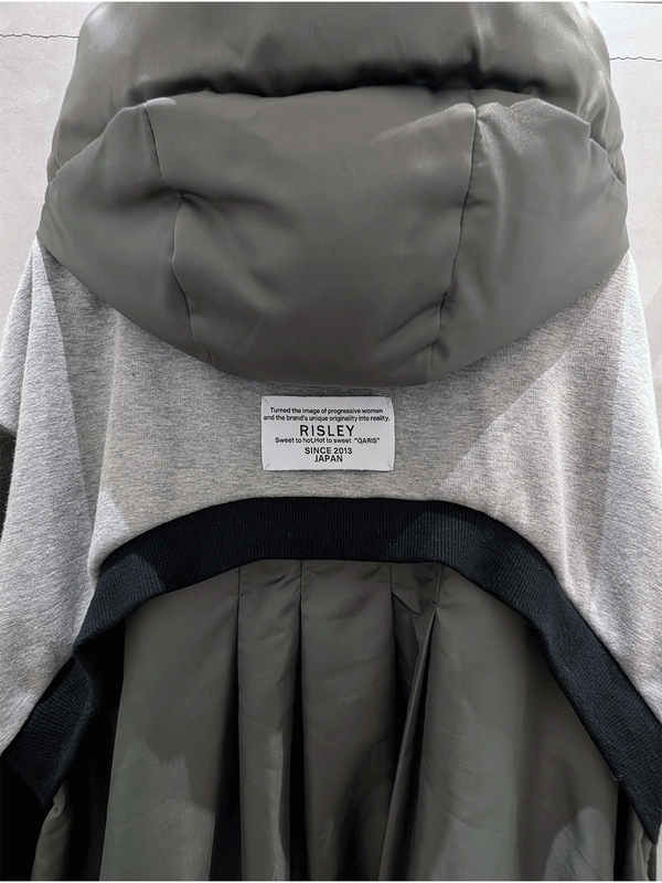 バイカラーボアフーディー