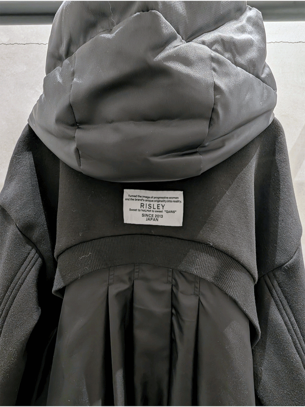 バイカラーボアフーディー