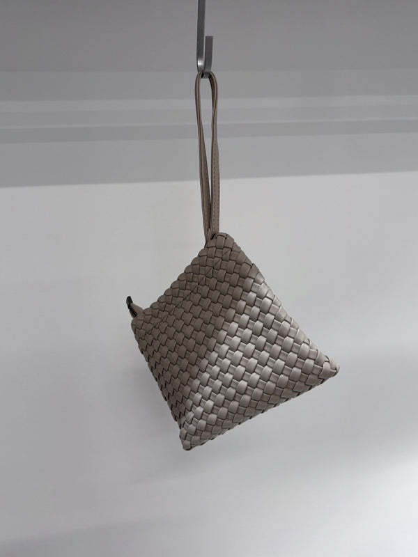 mesh p shoulder bag